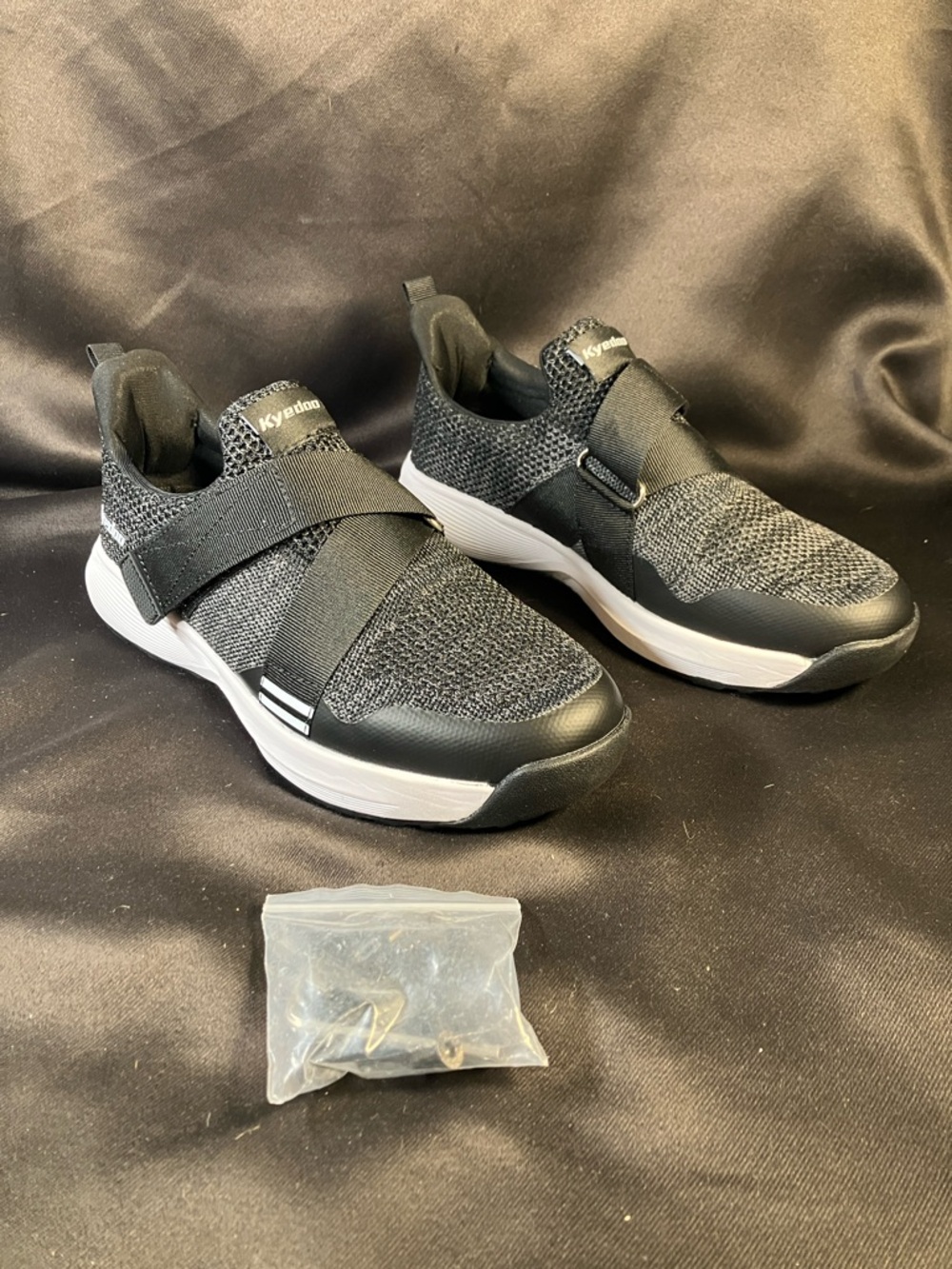 Kyedoo Cycling Shoes SPD Cleats, US 9M EU 40, Black